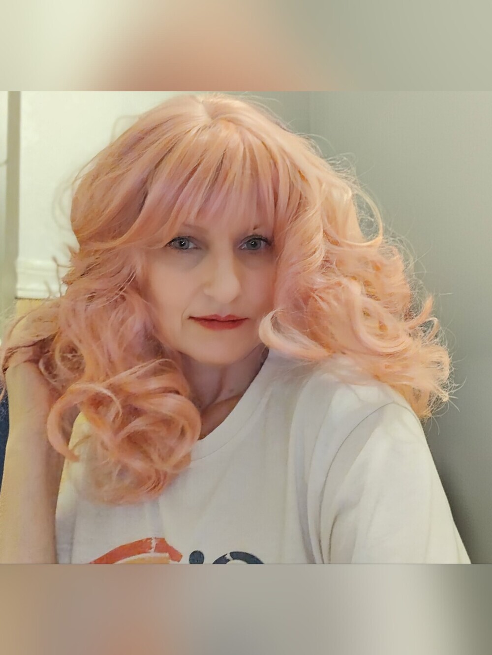 Pastel Pink 🩷 Women's 'Big Gorgeous Curls' Wig